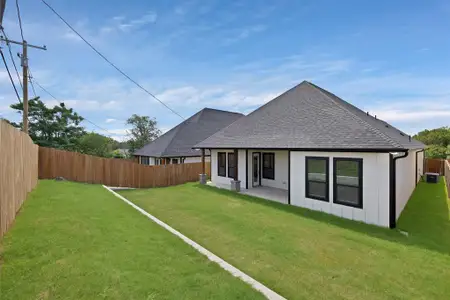 New construction Single-Family house 5332 Locke Ave, Fort Worth, TX 76107 - image