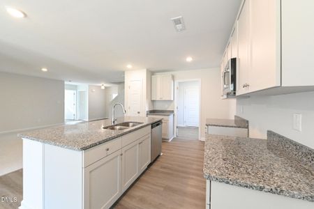 New construction Single-Family house 1639 Percheron Path, Fayetteville, NC 28312 - image 8