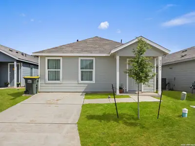 New construction Single-Family house 11543 Field Briar, Converse, TX 78109 plan Avas - image