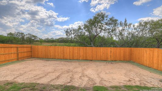 New construction Single-Family house 400 Wild Goose Dr, Luling, TX 78648 plan The Barton - image