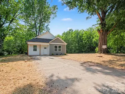 New construction Single-Family house 113 W Spencer St, East Spencer, NC 28039 - image