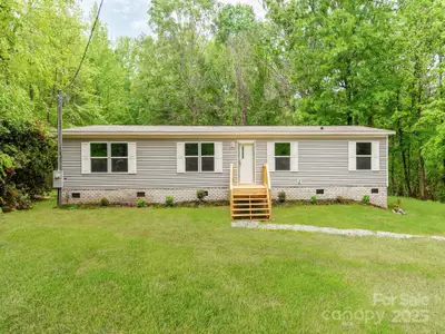 New construction Single-Family house 850 Deep Hollow Ct, Clover, SC 29710 null- photo 0