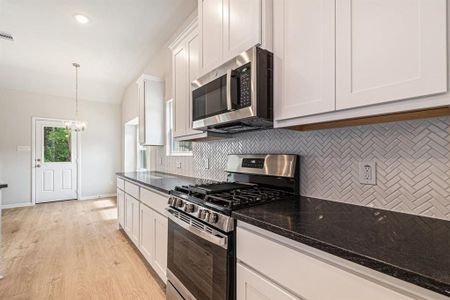New construction Single-Family house 1414 Rd 66113, Dayton, TX 77535 null- photo 18 18