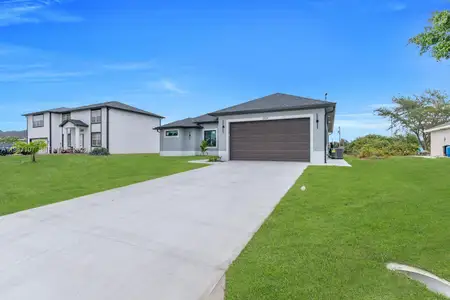 New construction Single-Family house 3514 2Nd St Sw, Lehigh Acres, FL 33976 - image