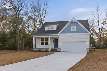 New construction Single-Family house 218 Chateau Dr, New Bern, NC 28560 plan Kent - image