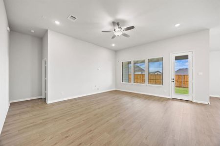 New construction Single-Family house 3210 Majesty Ln, Denton, TX 76208 - image 16