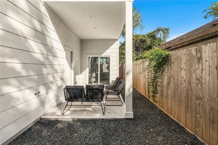 New construction Single-Family house 5408 Mulvey St, Houston, TX 77020 - image 2