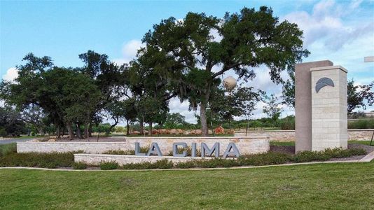 New construction Single-Family house 221 Horseherb Wy, San Marcos, TX 78666 2420W - photo 2 2