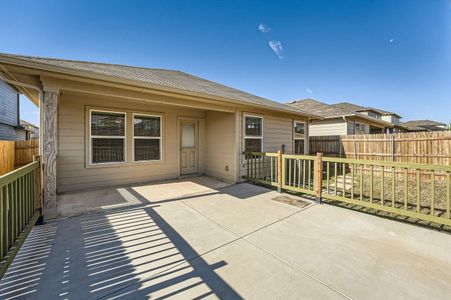 New construction Single-Family house 11804 Rush Ln, Elgin, TX 78621 null- photo 23 23