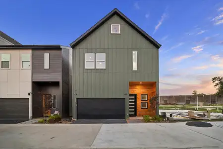 New construction Single-Family house 3903 Yale Heights Dr, Houston, TX 77018 - image