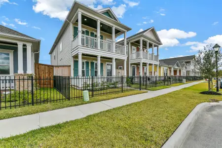 New construction Single-Family house 2511 S Houston Ave, Pearland, TX 77581 - image