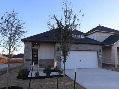 New construction Single-Family house 177 Grayson Elm Pass, Dripping Springs, TX 78620 plan Catura - Central Series - image