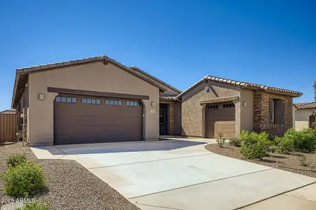 New construction Single-Family house 3385 E Saddletree Wy, San Tan Valley, AZ 85140 - image