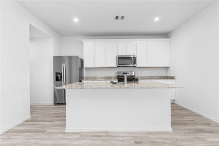 New construction Single-Family house 31123 Bonnington Venture Dr, Fulshear, TX 77441 plan Caden - X35C - image 9