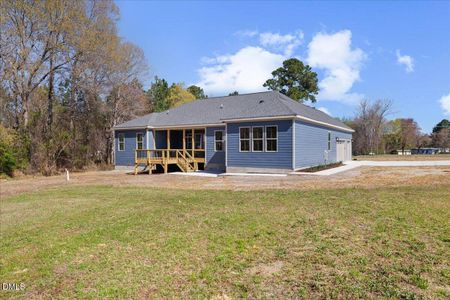 New construction Single-Family house 1027 Johnson Town Rd, Zebulon, NC 27597 - image 4