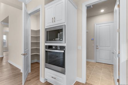 New construction Single-Family house 165 Allin Oaks, Universal City, TX 78148 plan Bordeaux - image 14