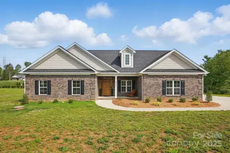 New construction Single-Family house 3013 Isle Ln, Monroe, NC 28110 - image
