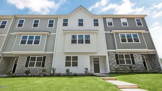 New construction Townhouse house 901 Washington St, Fuquay Varina, NC 27526 plan Hadleigh - image