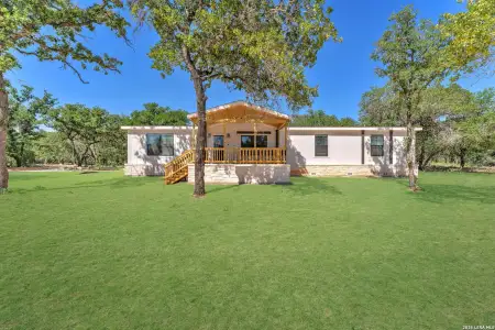 New construction Single-Family house 2218 Stevens Rd, Somerset, TX 78069 - image