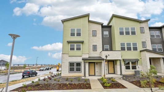 New construction Townhouse house 5421 N Eaton Park Wy, Aurora, CO 80019 plan Lincoln - image