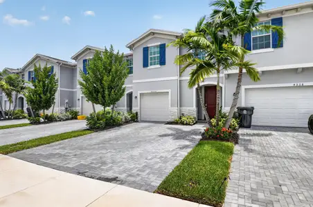 New construction Townhouse house 4336 Pond Lily Ln, Lake Worth, FL 33467 - image