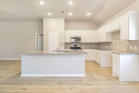 New construction Single-Family house 212 Forest Park Dr, West Columbia, TX 77486 plan Duval - image 8