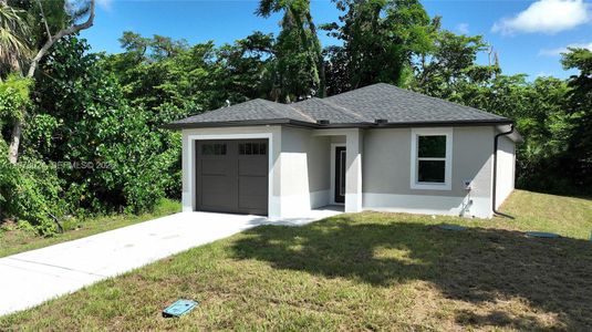 New construction Single-Family house 2323 Unity Ave, Fort Myers, FL 33901 - image