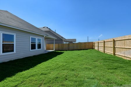 New construction Single-Family house 105 Beveridge Rd, Seguin, TX 78155 Sabrina Homeplan- photo 3 3