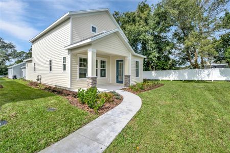 Azalea Walk by Gallery Homes in Deland - photo 8 8