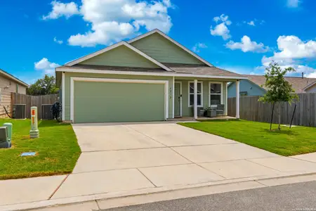 New construction Single-Family house 6272 Chastetree, Bulverde, TX 78163 plan Fullerton - image