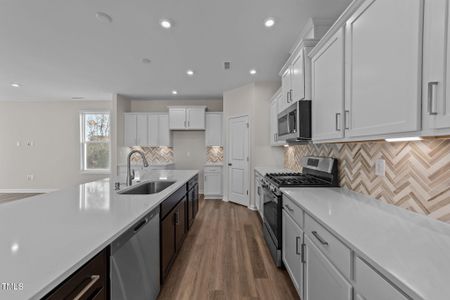 New construction Single-Family house 36 Railcar Wy, Clayton, NC 27520 plan The Holly - image 9