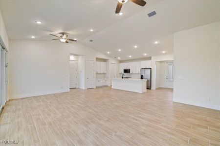 New construction Single-Family house 1220 Se 5Th Ter, Cape Coral, FL 33990 plan The Coral Haven - image 18