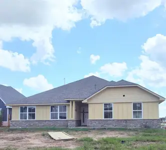 New construction Single-Family house 18 Greystone Court, Angleton, TX 77515 2316- photo 0