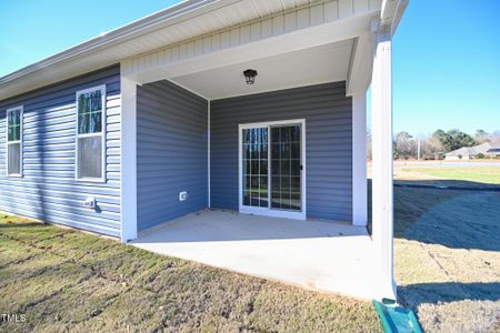 New construction Single-Family house 21 Abingdon Farms Dr, Selma, NC 27576 Clark- photo 33 33