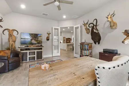 New construction Single-Family house 29347 Kearney Rdg, Boerne, TX 78015 - image 19