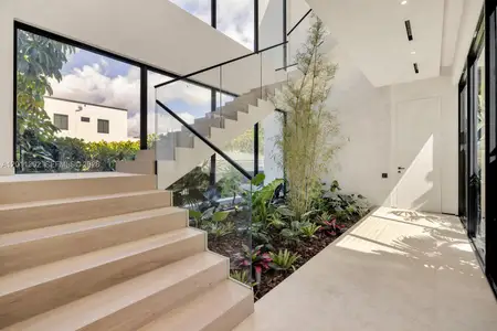 New construction Single-Family house 2006 Ne 124Th St, North Miami, FL 33181 - image