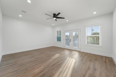 New construction Single-Family house 4208 Castor, Unit A, Houston, TX 77022 - image 14