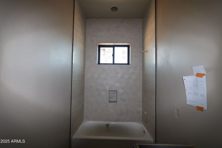 2nd bath tub/shower