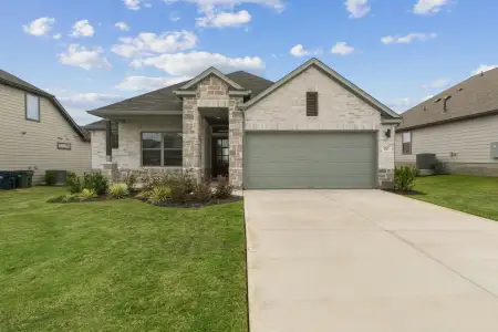New construction Single-Family house 110 Divisadero Dr, Hutto, TX 78634 plan Brazos | Prairie Winds - image