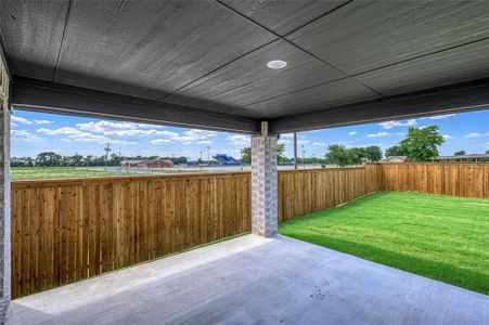 New construction Single-Family house 640 Brazos Dr, Van Alstyne, TX 75495 - image 17