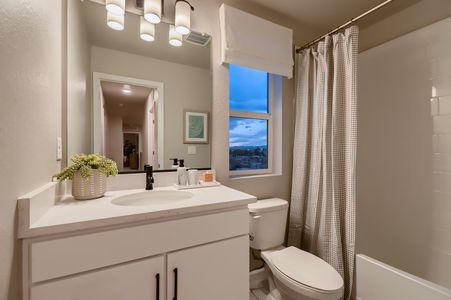 Spring Valley by Landsea Homes in Longmont - photo 27 27