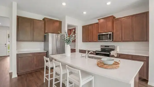 New construction Single-Family house 2637 Warren Acres Blvd, Wesley Chapel, FL 33543 plan Holden - image