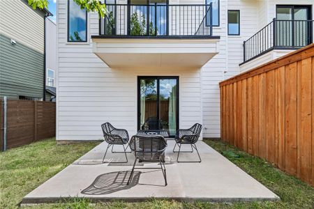 New construction Single-Family house 1021 Mobile St, Dallas, TX 75208 - image