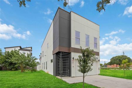 New construction Single-Family house 2505 Anita St, Houston, TX 77004 - image