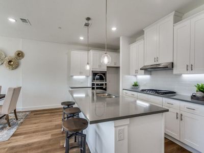 New construction Townhouse house 5621 Woodlands Dr, The Colony, TX 75056 null- photo 13 13