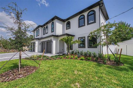 New construction Townhouse house 110 S Arrawana Ave, Unit 2, Tampa, FL 33609 - image