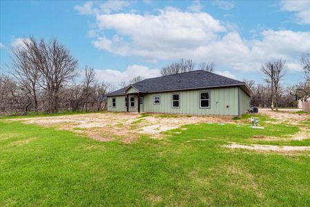 New construction Single-Family house 124 Waimalu Ct, Bastrop, TX 78602 null- photo 27 27