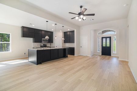 New construction Single-Family house 9642 Moss Rose, Willis, TX 77378 - image 13