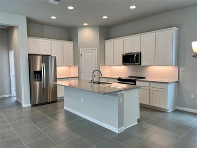 New construction Single-Family house 320 Creek Rd, Unit 302, Dripping Springs, TX 78620 C- photo 3 3