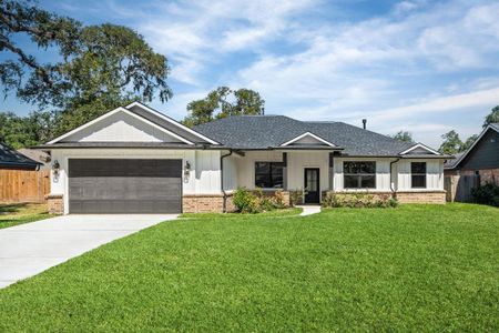 New construction Single-Family house 218 Inwood Drive, West Columbia, TX 77486 - photo 0